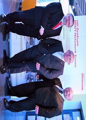 Prof. Dr. Stefan Heinemann, Hermann Oecking und Lars Eulitz (v.l.)